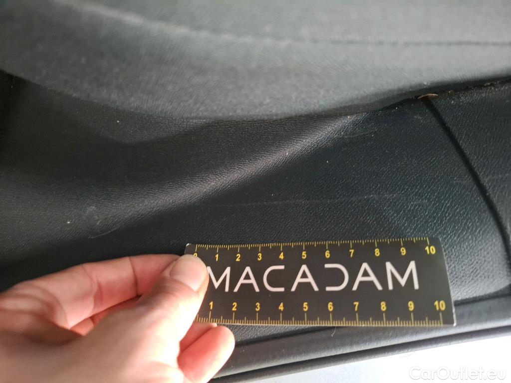  Seat  Leon SEAT  Sportstourer / 2020 / 5P / Break 2.0 TDI 150 DSG SS Style Business / VO RECONDITIONNE - PHOTOS AVANT RECONDITIONNEMENT #4