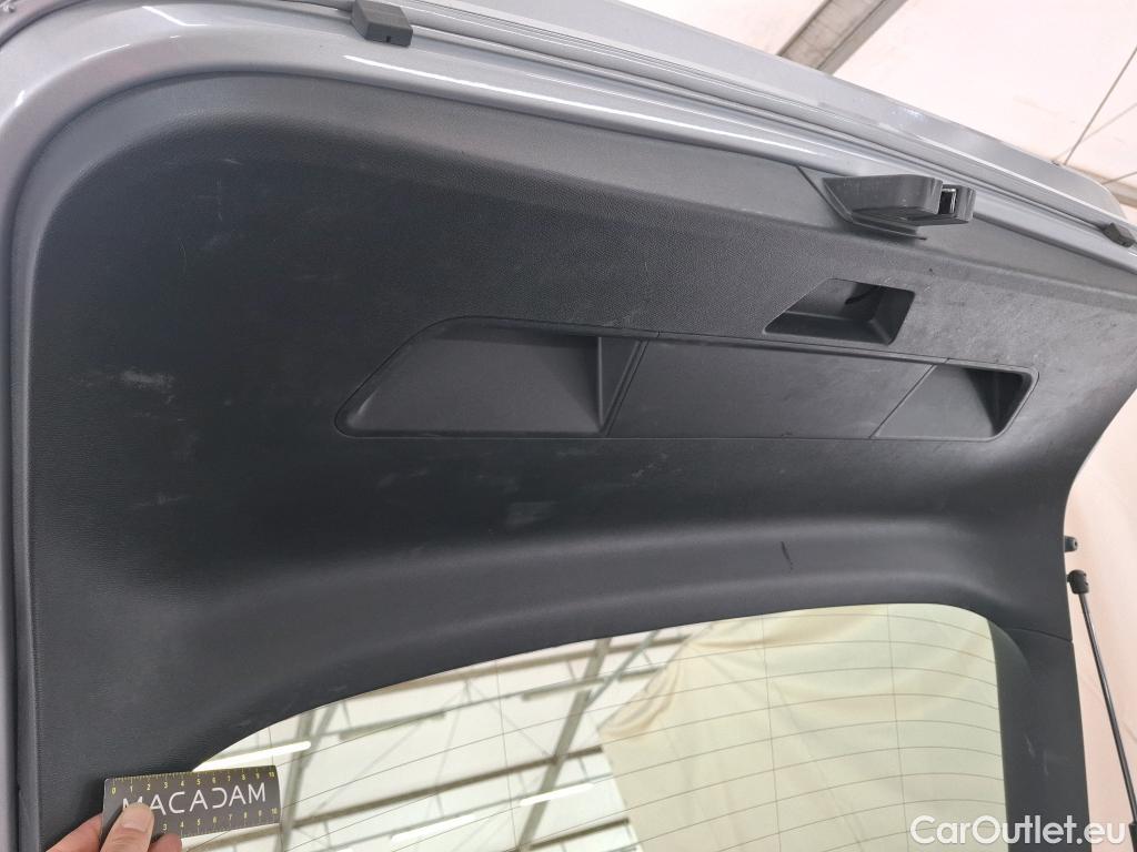  Seat  Leon SEAT  Sportstourer / 2020 / 5P / Break 2.0 TDI 150 DSG SS Style Business / VO RECONDITIONNE - PHOTOS AVANT RECONDITIONNEMENT #6