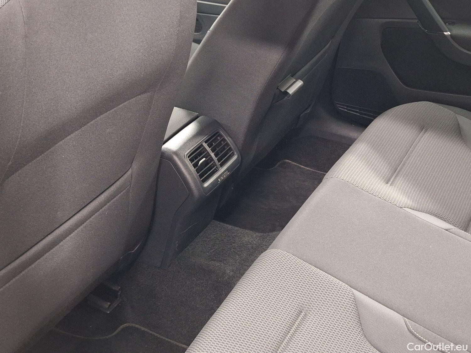  Volkswagen  Golf  VW, VII FL'16, Volkswagen VII 1.5 TSi BlueMotion Comfortline #53