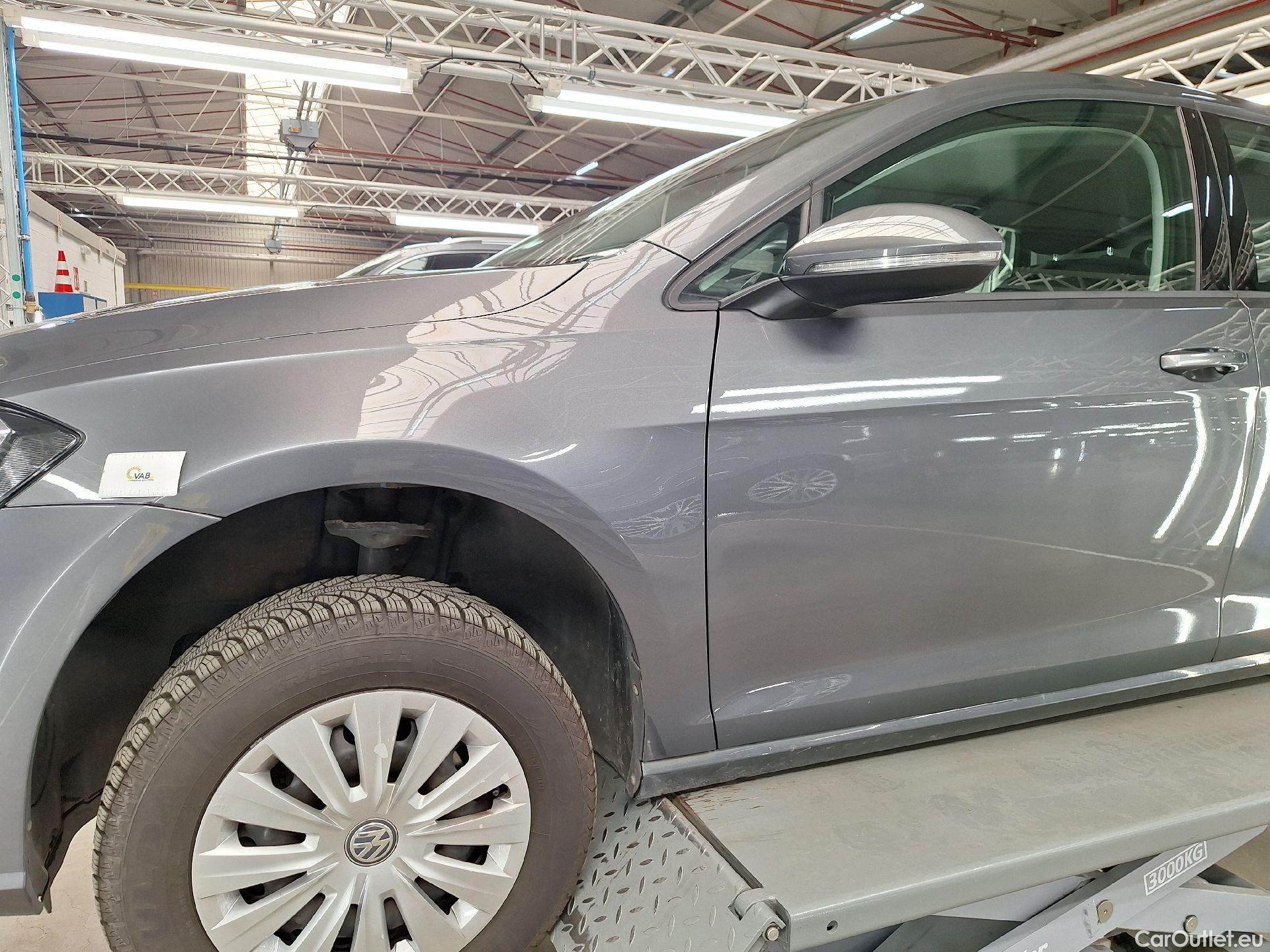  Volkswagen  Golf  VW, VII FL'16, Volkswagen VII 1.6 TDi Trendline 5d #4