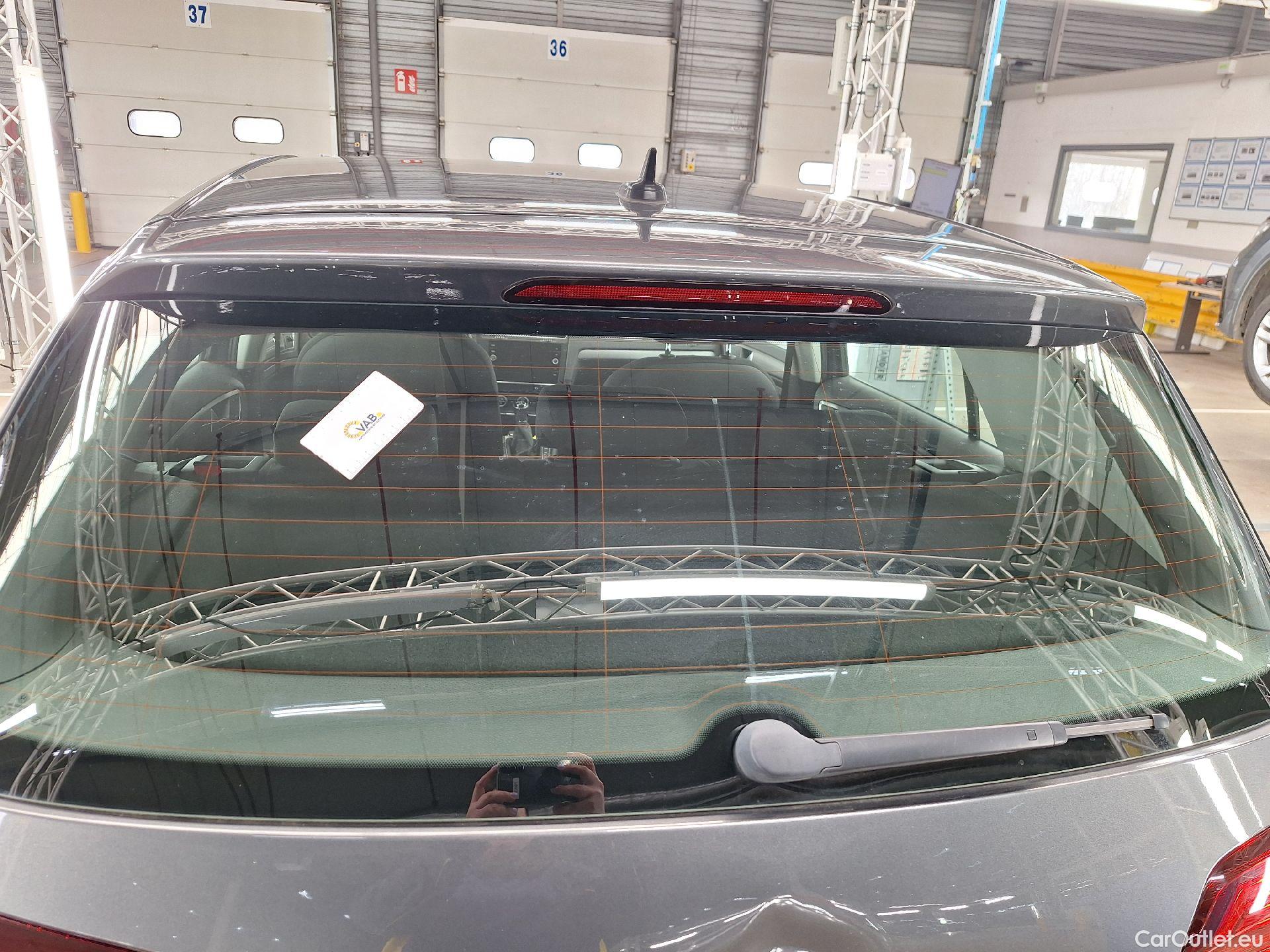  Volkswagen  Golf  VW, VII FL'16, Volkswagen VII 1.6 TDi Trendline 5d #43