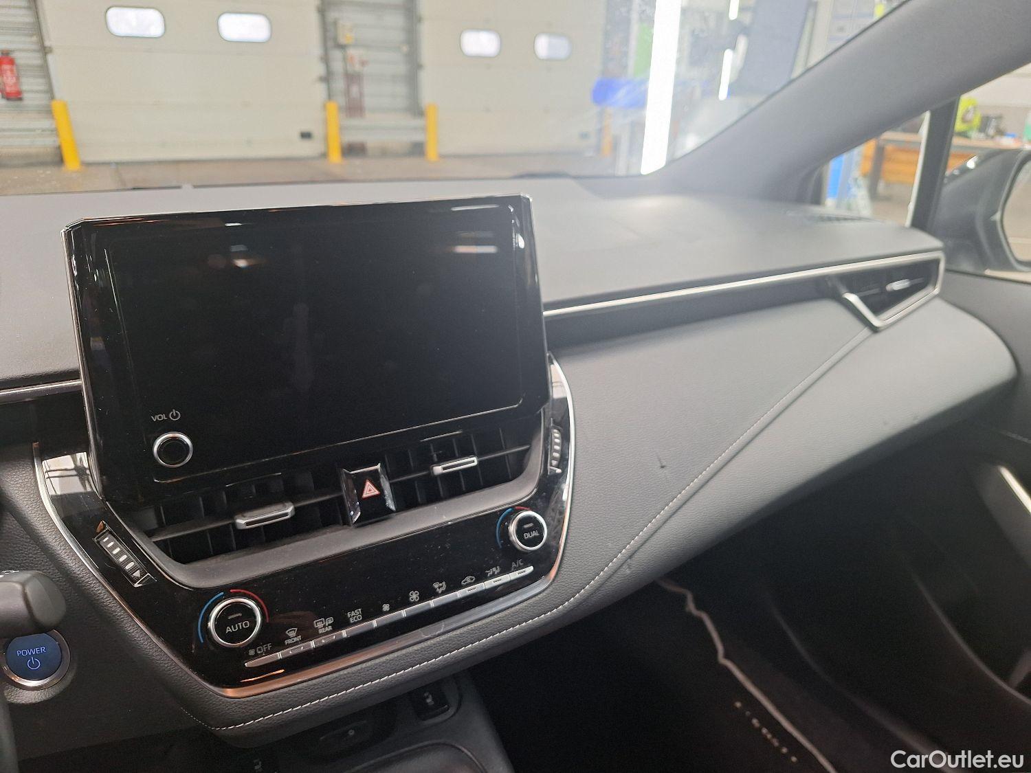  Toyota  Corolla Toyota,  TS '19, Toyota  Touring Sports 1.8 Hybrid Dynamic e #58