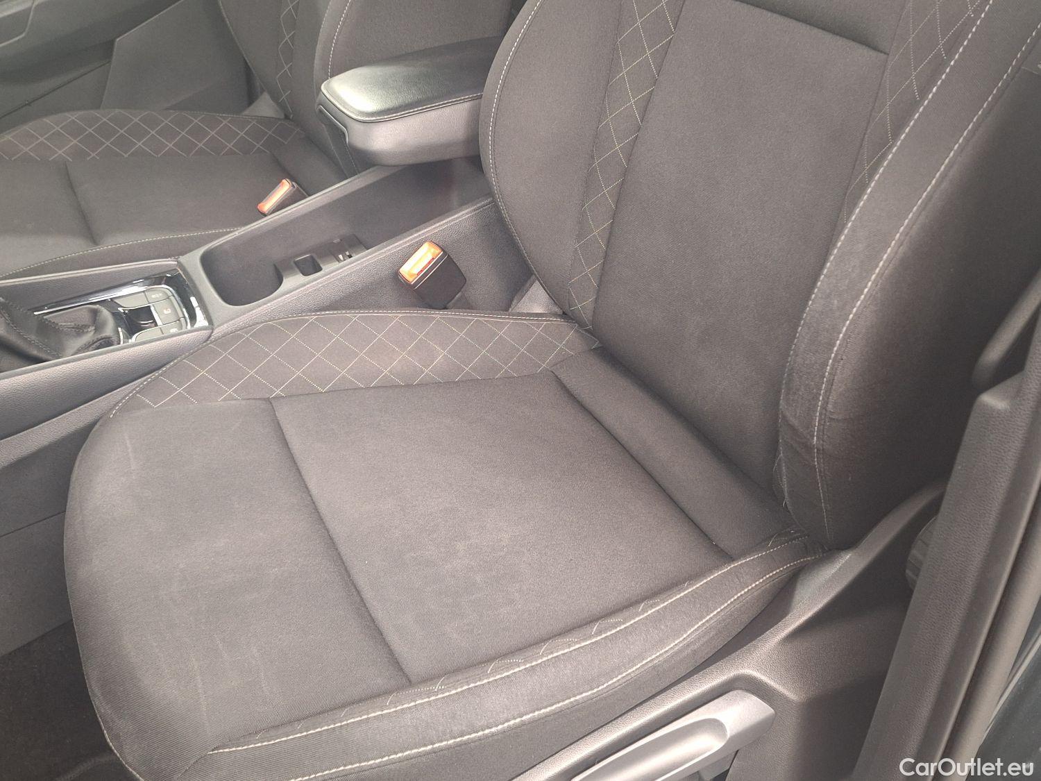  Skoda  Karoq Skoda,  '17, Skoda  1.0 TSI 85kW Ambition 5d #28