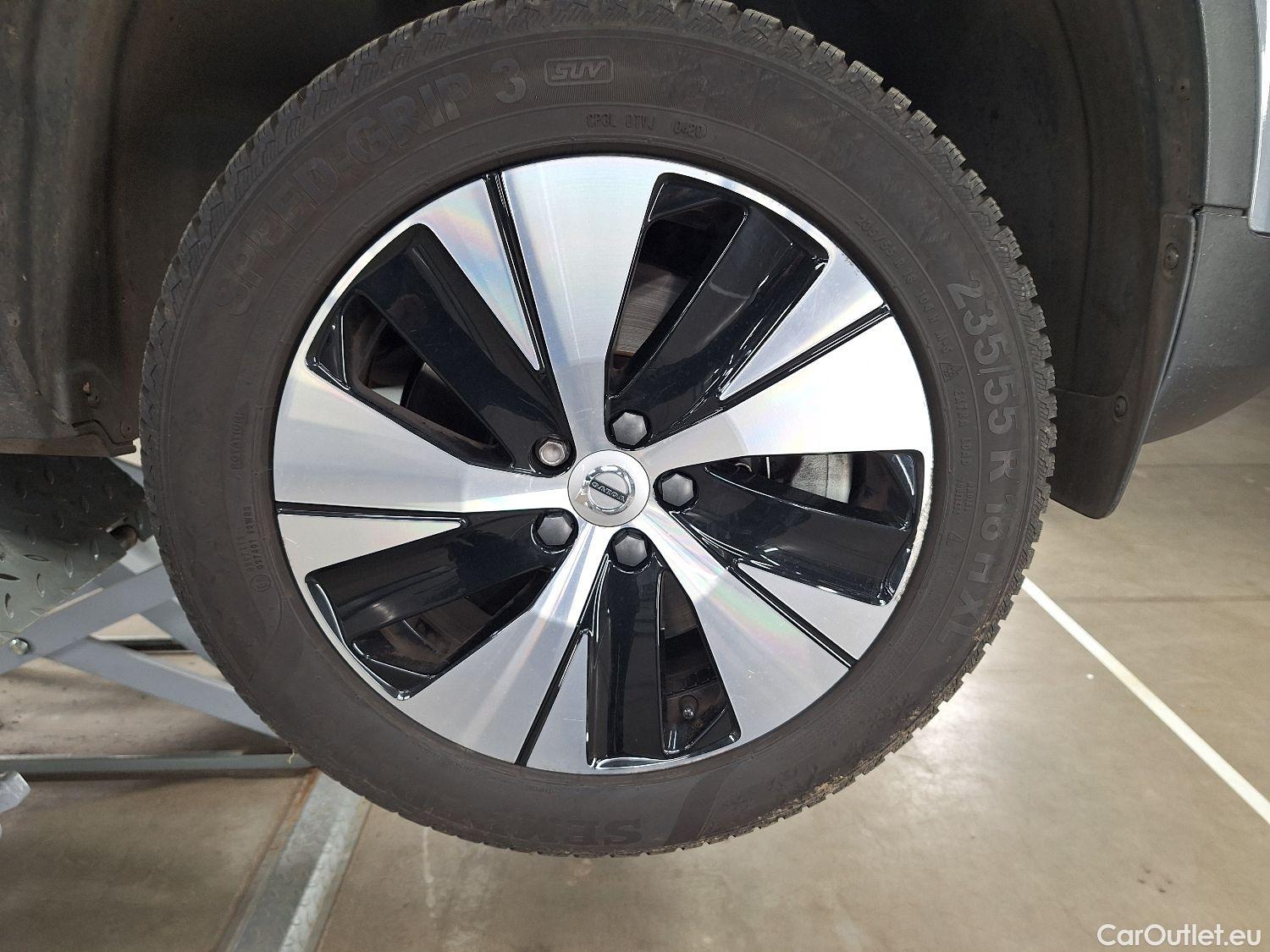  Volvo  XC 40 Volvo, XC40 '17, Volvo XC40 T5 Twin Engine Momentum Pro 5d #3