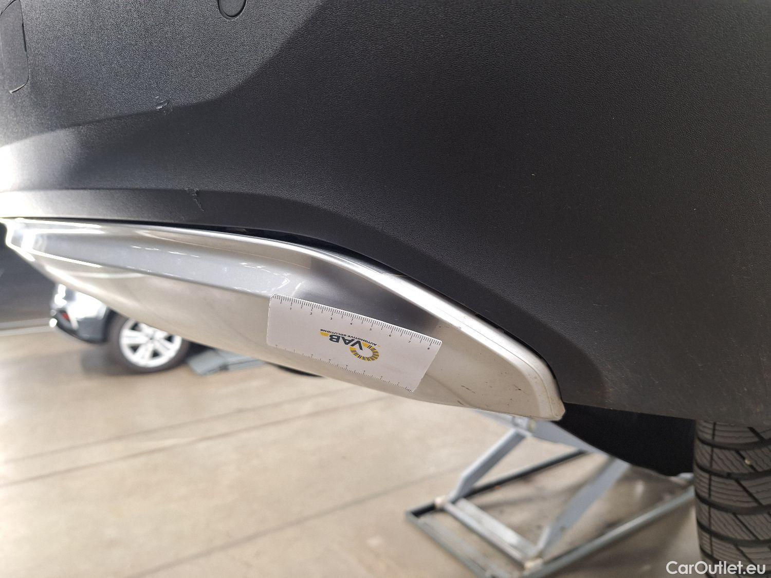  Volvo  XC 40 Volvo, XC40 '17, Volvo XC40 T5 Twin Engine Momentum Pro 5d #8