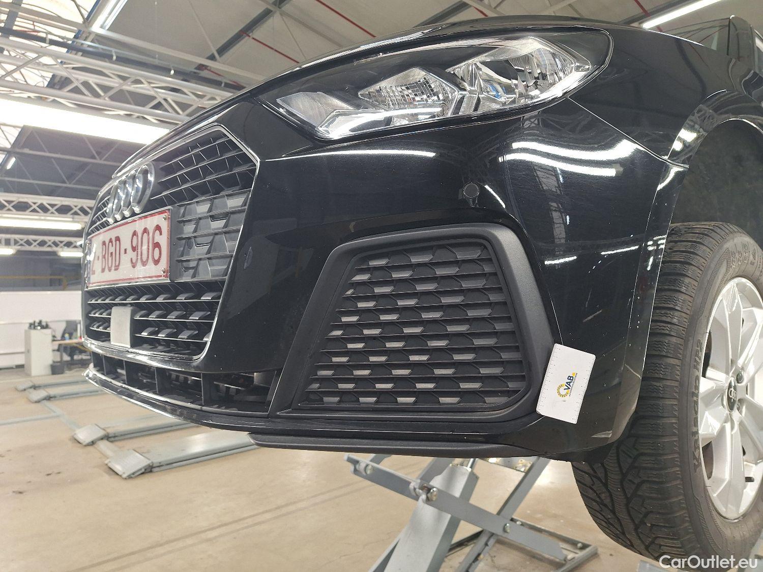  Audi  A1 Sportback Audi, A1 SB '18, Audi  1.0 25 TFSI 70kW S tronic Adv. B #4