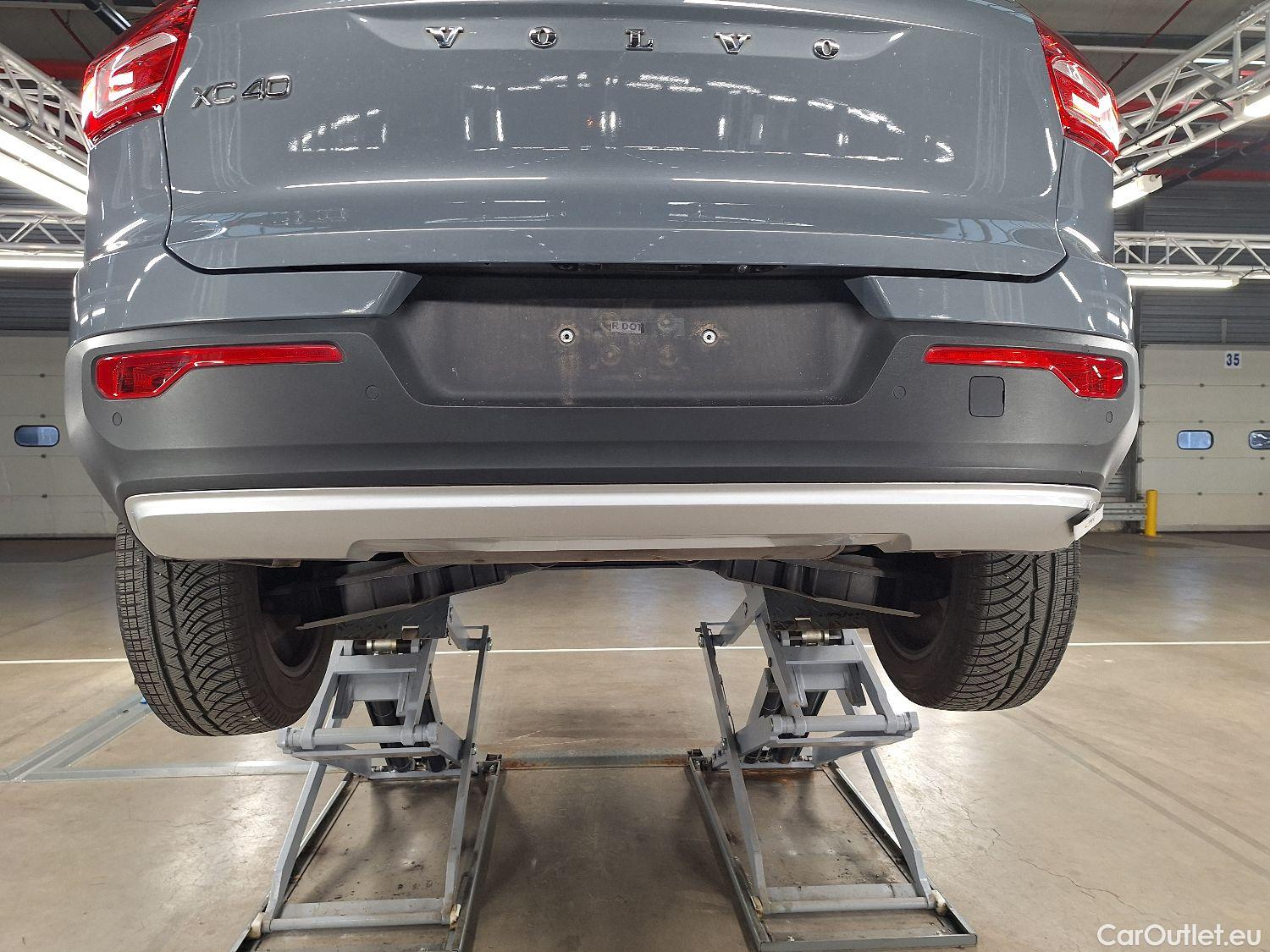  Volvo  XC 40 Volvo, XC40 '17, Volvo XC40 T5 Twin Engine Momentum Pro 5d #7