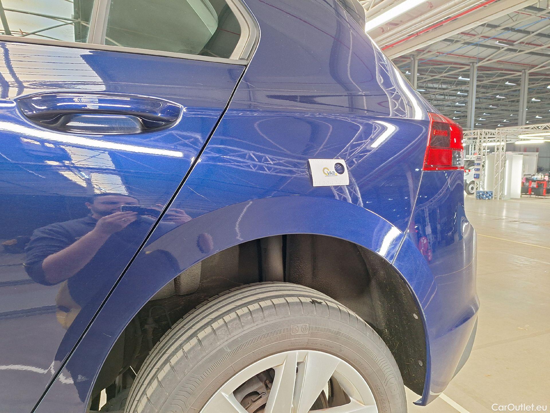  Volkswagen  Golf  VW, VIII '20, Volkswagen VIII 1.0 eTSI 81kW Life Business D #24