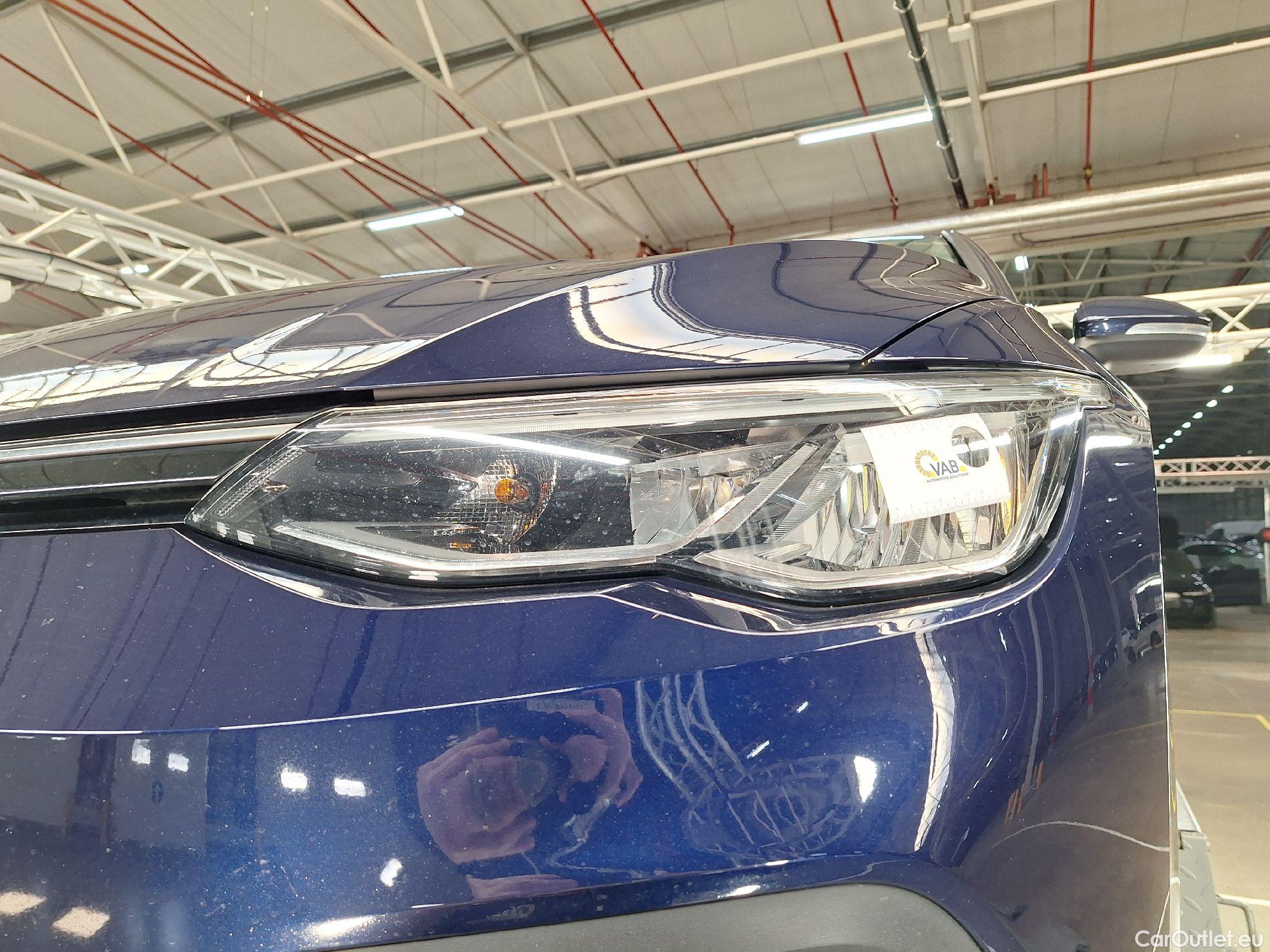  Volkswagen  Golf  VW, VIII '20, Volkswagen VIII 1.0 eTSI 81kW Life Business D #41