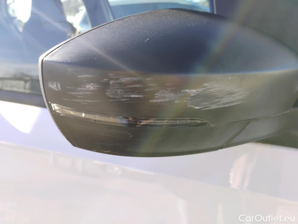  Volkswagen  Up VOLKSWAGEN e-! / 2016 / 5P / berlina con portón 61kW (83CV) #38