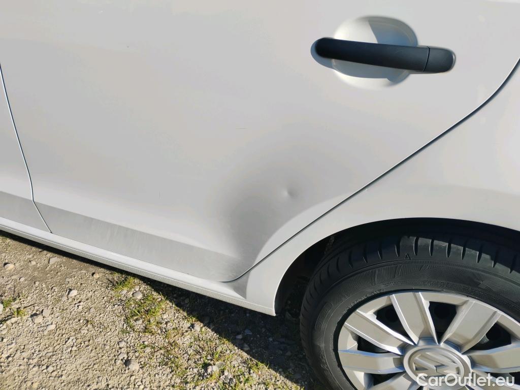  Volkswagen  Up VOLKSWAGEN e-! / 2016 / 5P / berlina con portón 61kW (83CV) #30