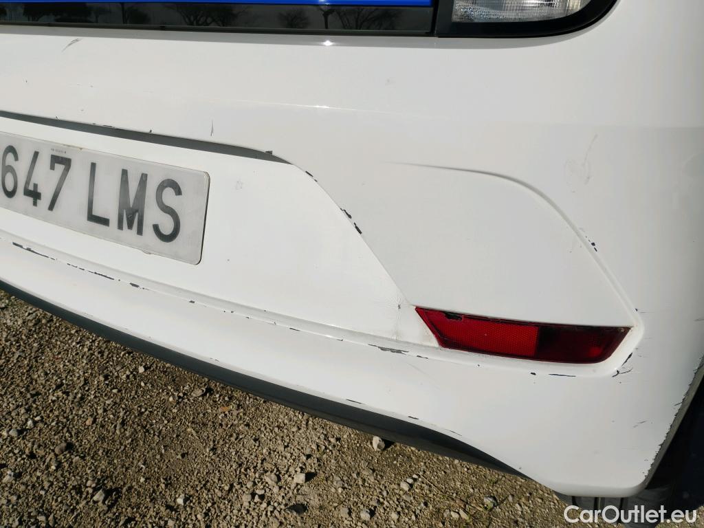  Volkswagen  Up VOLKSWAGEN e-! / 2016 / 5P / berlina con portón 61kW (83CV) #25