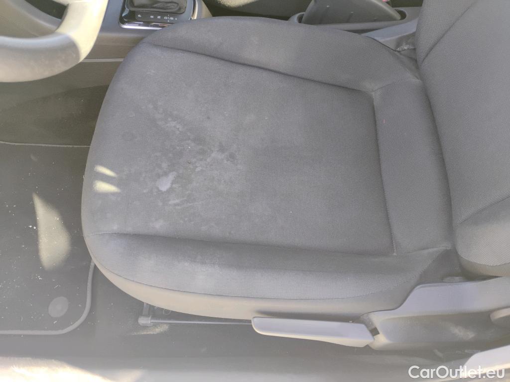  Volkswagen  Up VOLKSWAGEN e-! / 2016 / 5P / berlina con portón 61kW (83CV) #4