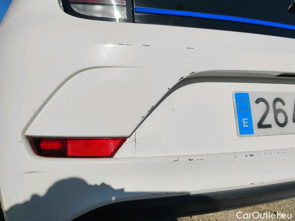  Volkswagen  Up VOLKSWAGEN e-! / 2016 / 5P / berlina con portón 61kW (83CV) #21