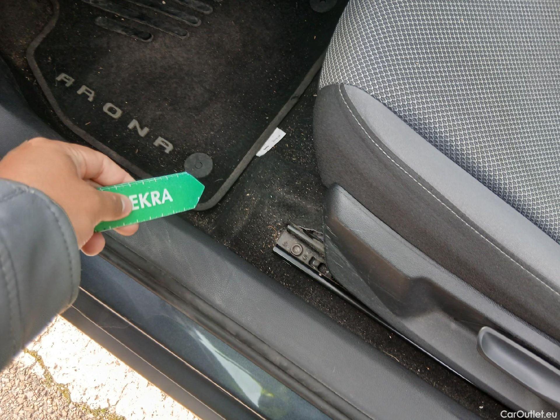  Seat  Arona SEAT  / 2017 / 5P / todoterreno 1.0 TSI 70kW (95CV) Style Ecomotive #4