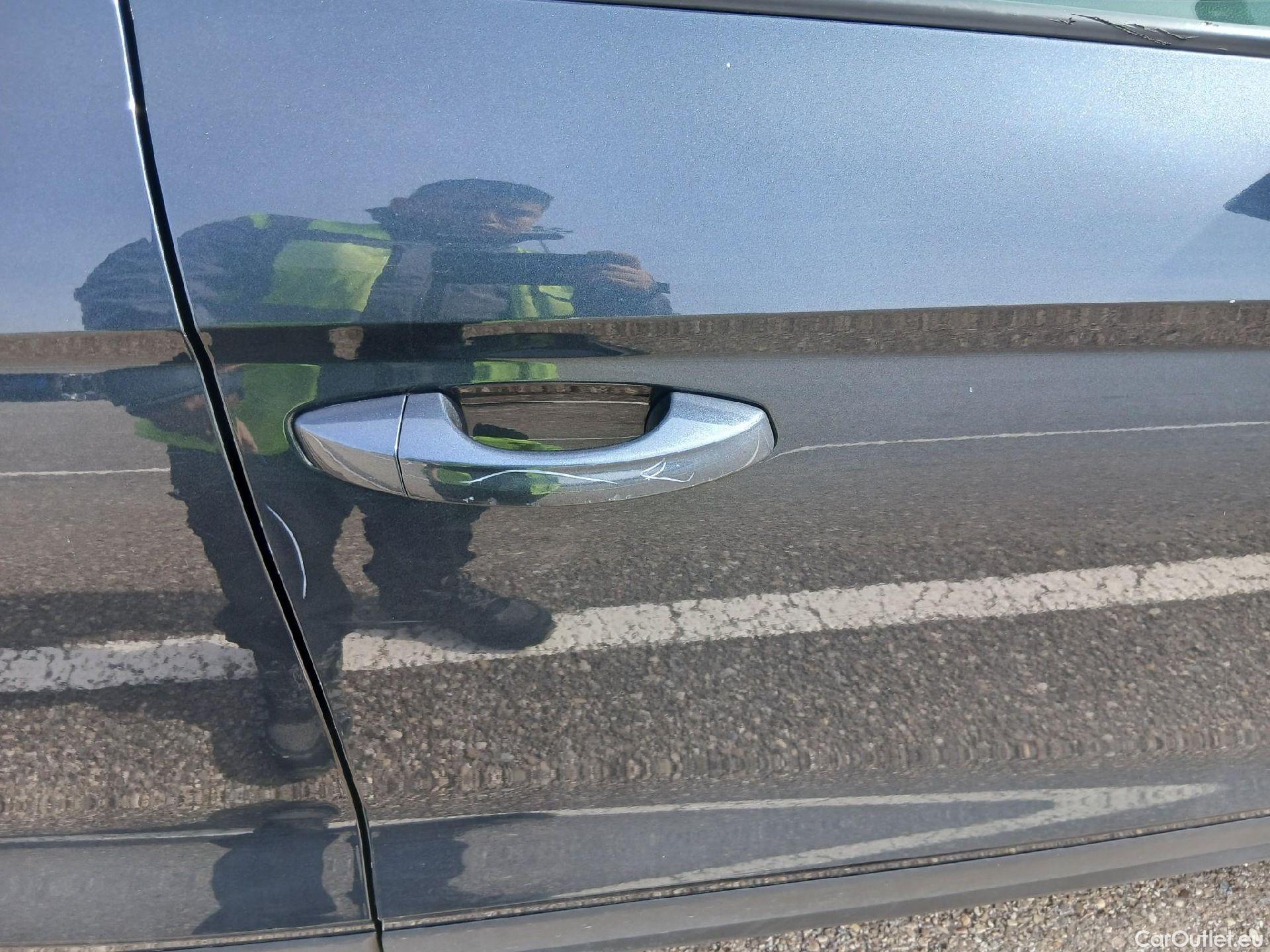  Seat  Arona SEAT  / 2017 / 5P / todoterreno 1.0 TSI 70kW (95CV) Style Ecomotive #24