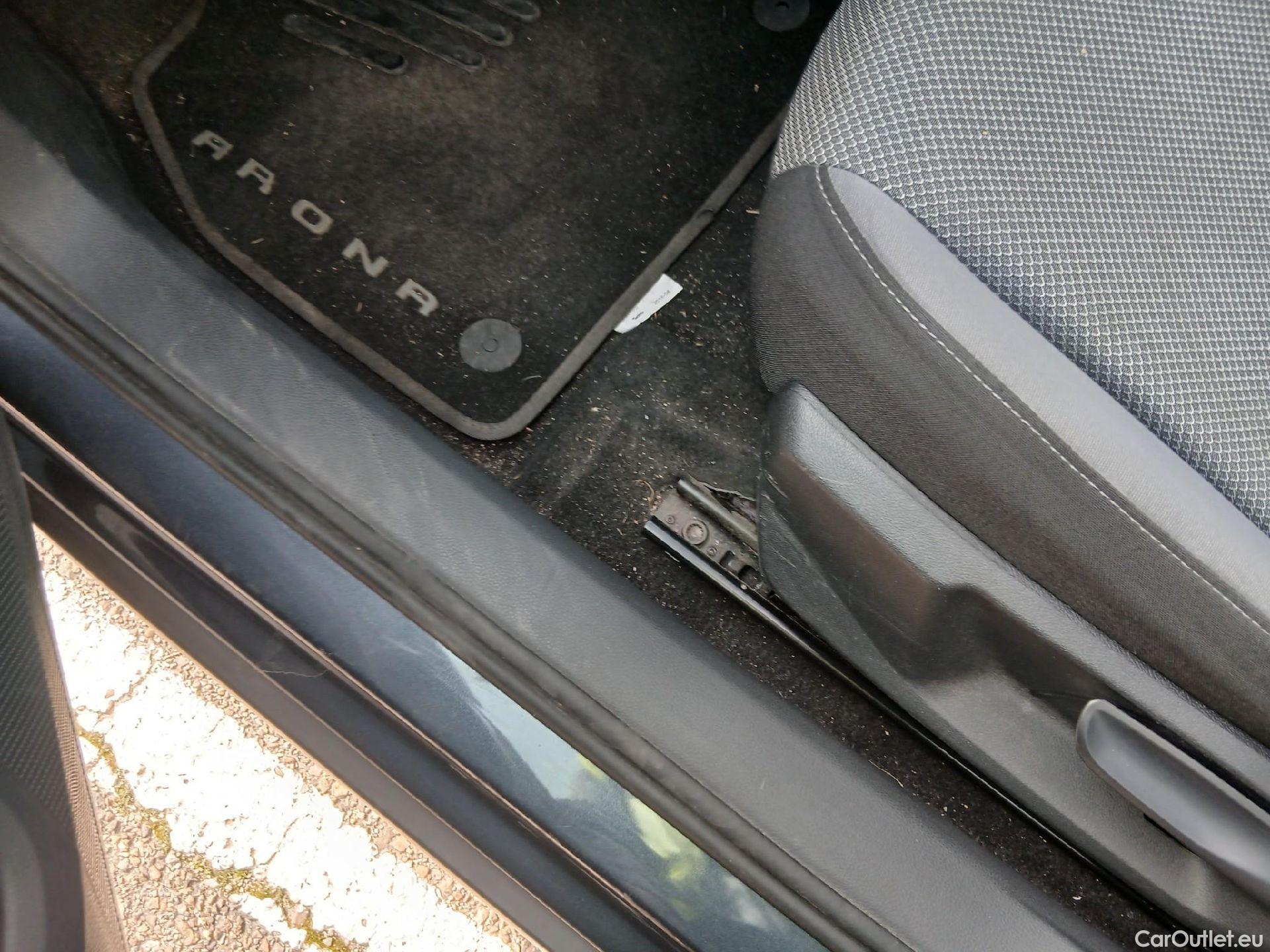  Seat  Arona SEAT  / 2017 / 5P / todoterreno 1.0 TSI 70kW (95CV) Style Ecomotive #3