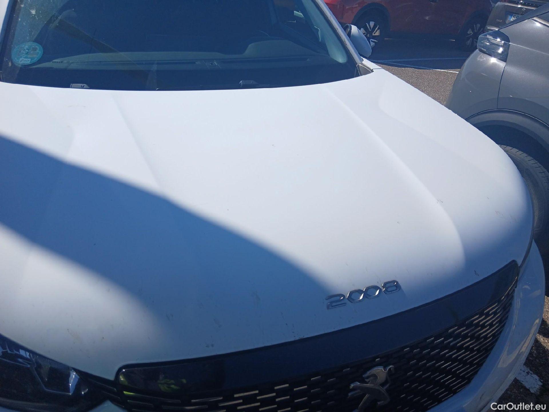  Peugeot  2008 PEUGEOT  / 2019 / 5P / todoterreno Allure BlueHDI 81kW (110CV) #13