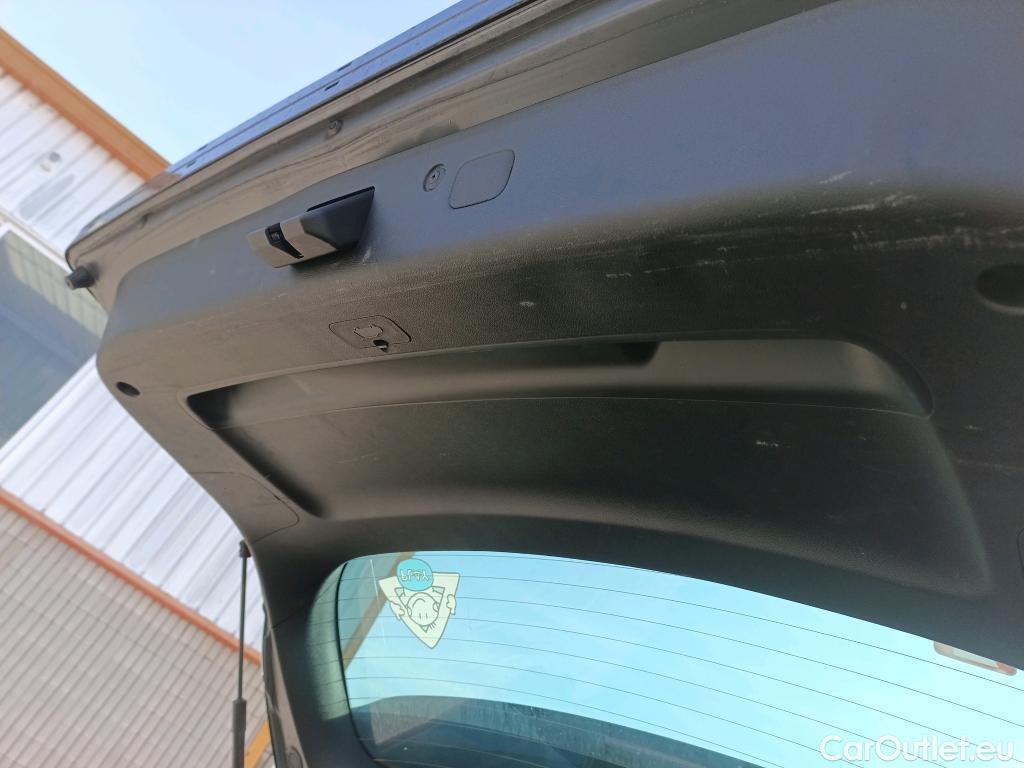  KIA  Sportage KIA  1.6MHEV Drive 100kW(136CV) 4x2(Crist Tintados)(CX) #14