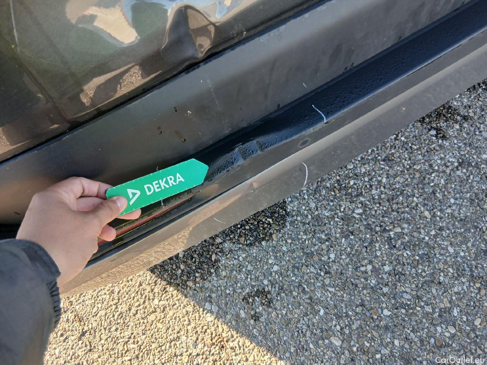  Toyota  RAV4 TOYOTA  / 2018 / 5P / todoterreno 2.5l 220H Advance #21