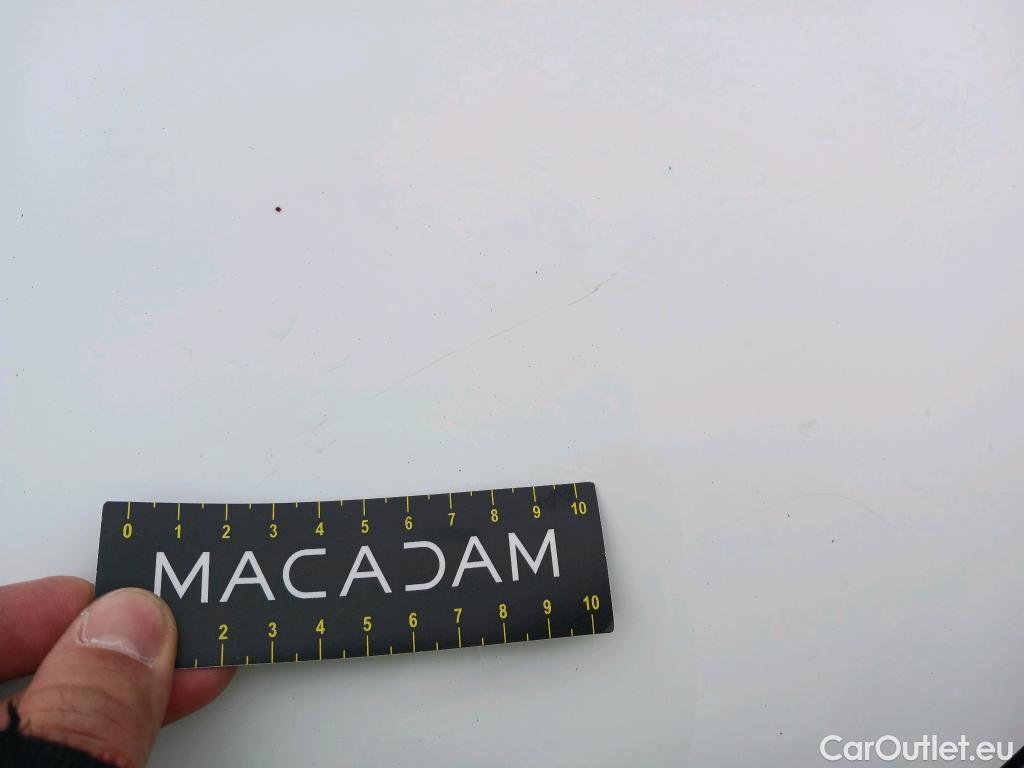  Peugeot  2008 PEUGEOT  / 2019 / 5P / todoterreno Active Pack BlueHDI 81kW (110CV) #21