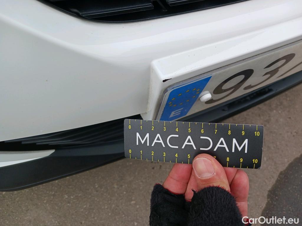  Peugeot  2008 PEUGEOT  / 2019 / 5P / todoterreno Active Pack BlueHDI 81kW (110CV) #10