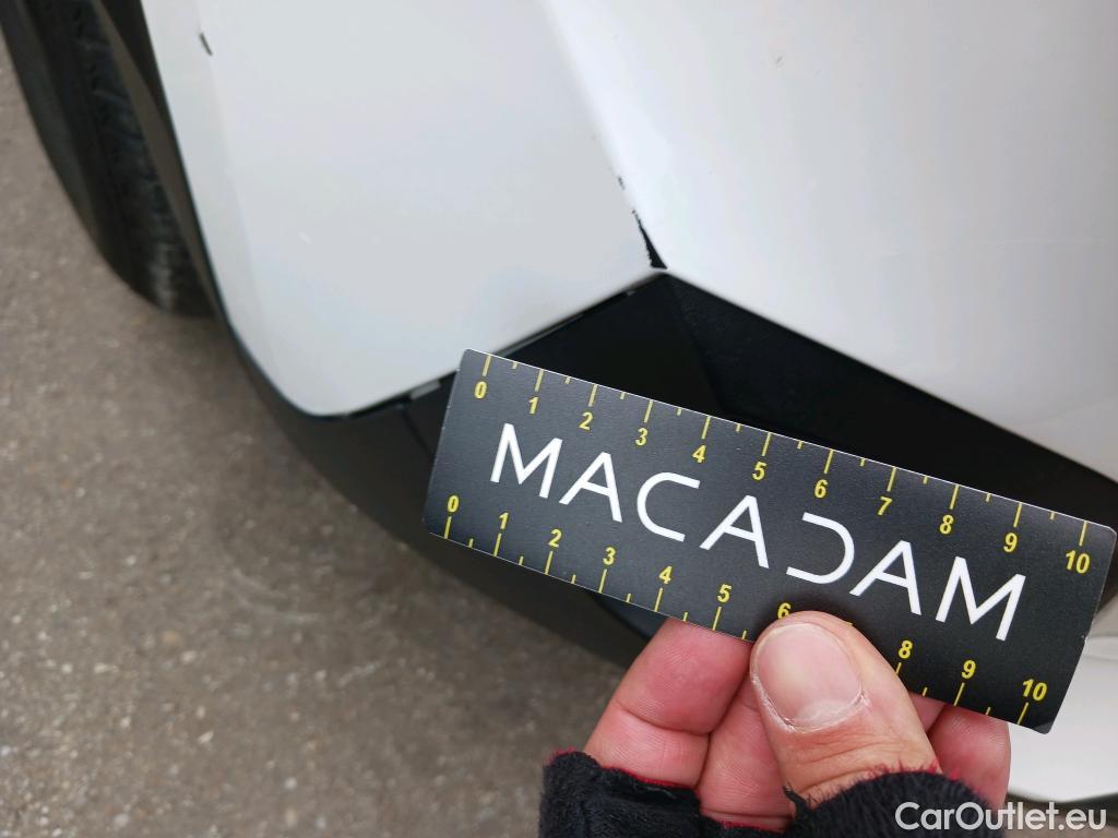  Peugeot  2008 PEUGEOT  / 2019 / 5P / todoterreno Active Pack BlueHDI 81kW (110CV) #12