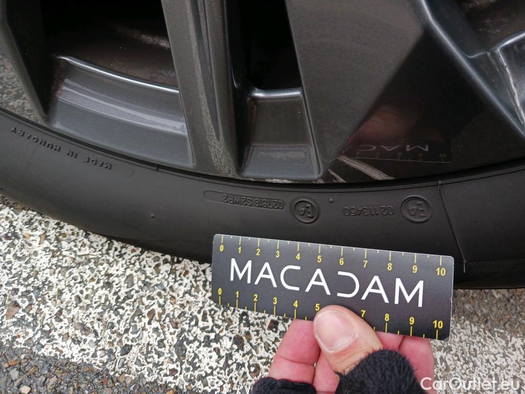  Peugeot  2008 PEUGEOT  / 2019 / 5P / todoterreno Active Pack BlueHDI 81kW (110CV) #2