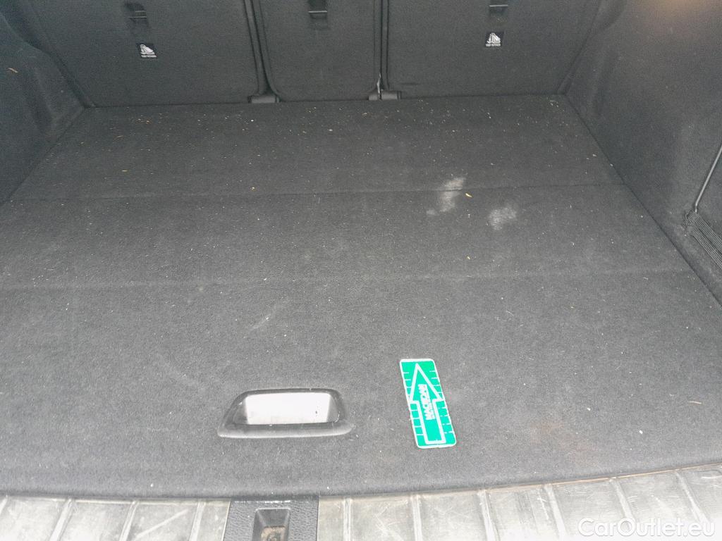  Bmw  X1 BMW  / 2019 / 5P / todoterreno sDrive18d #6