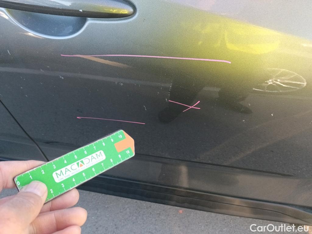  Nissan  Juke NISSAN  / 2019 / 5P / crossover DIG-T 84 kW (114 CV) DCT 7 V N-Connecta (AC2) #6