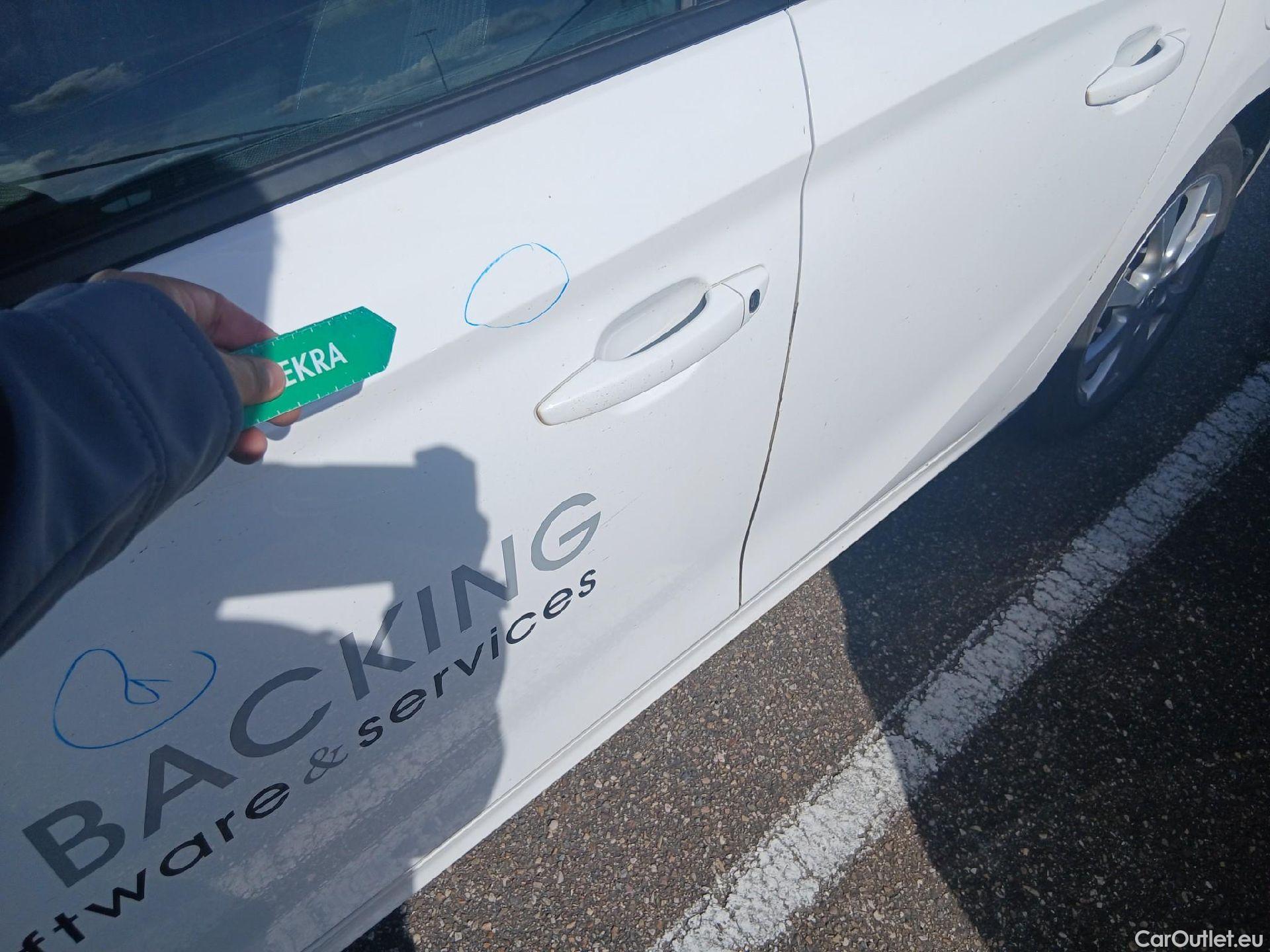  Opel  Corsa OPEL  / 2019 / 5P / berlina con portón 1.2 XEL 55kW (75CV) Edition #14