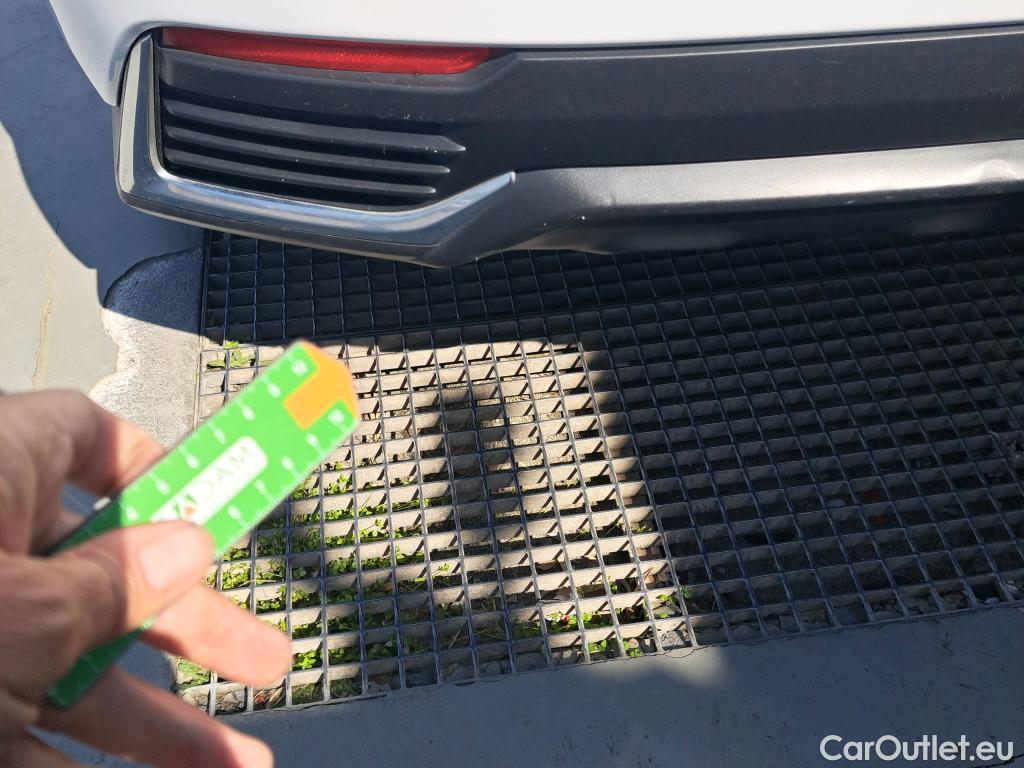  Lexus  NX LEXUS  / 2017 / 5P / todoterreno 2.5 300h Business Navigation 2WD (CX) #9