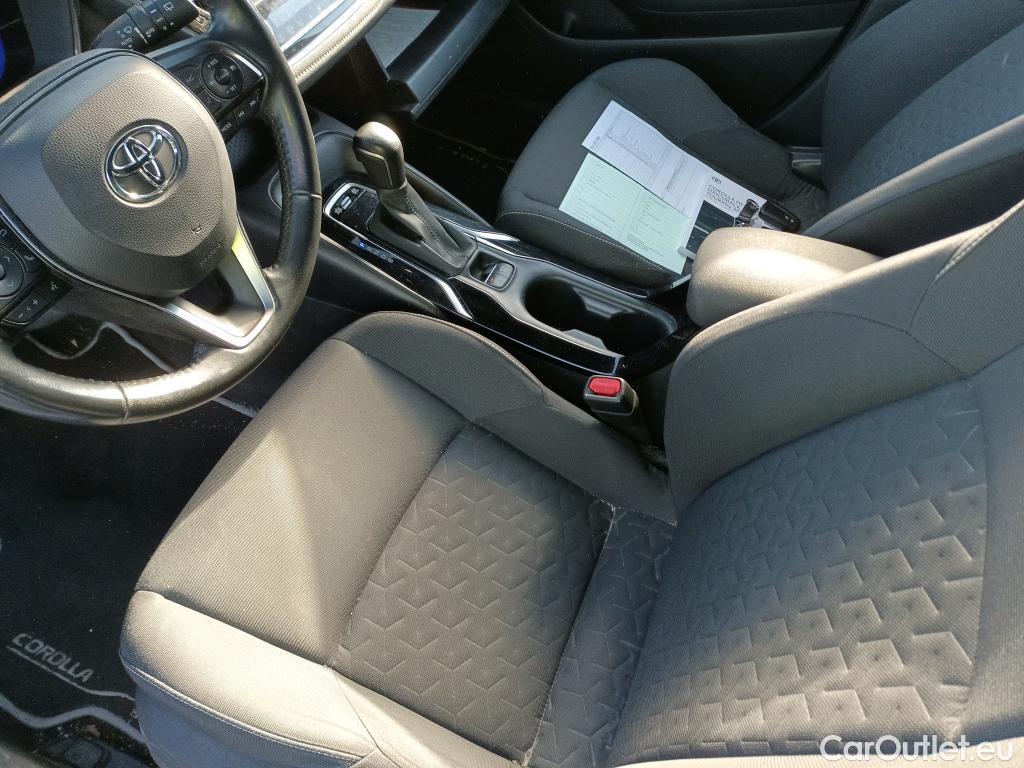  Toyota  Corolla TOYOTA  / 2019 / 5P / familiar 1.8 125H ACTIVE TECH E-CVT TOU SPORT #6