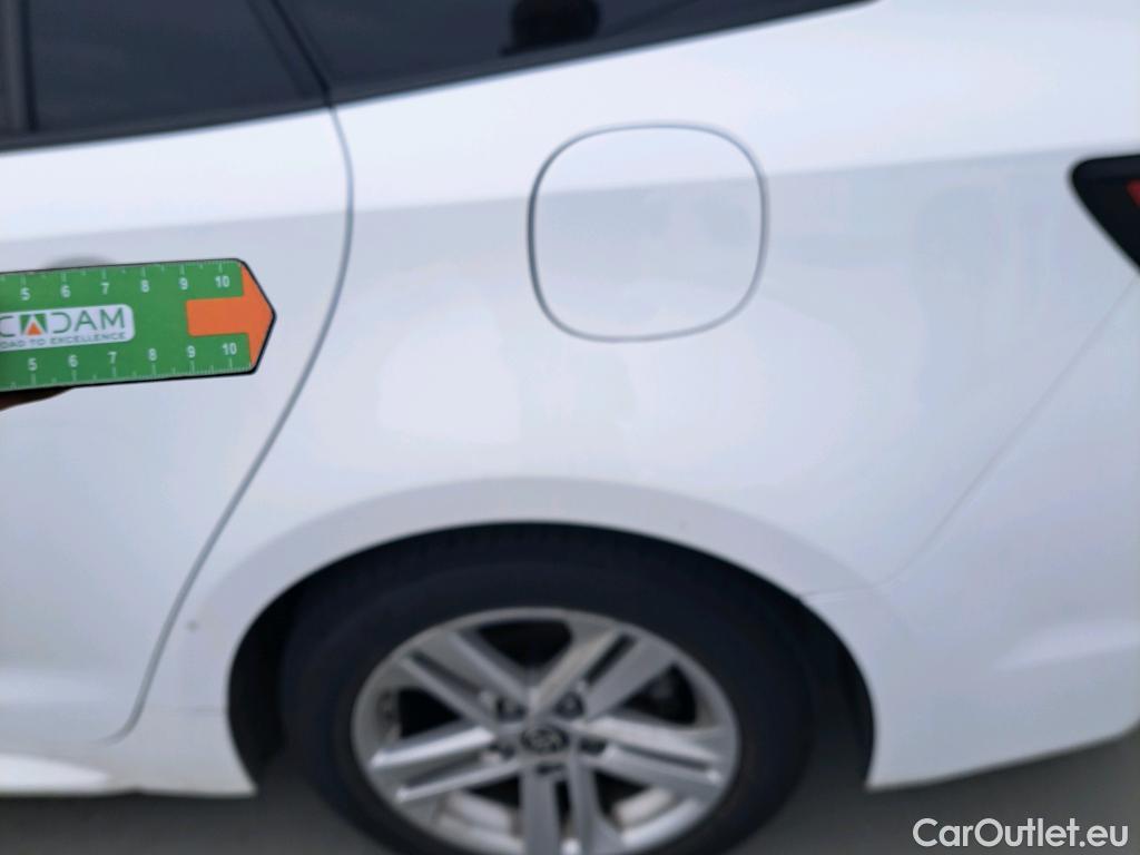  Toyota  Corolla TOYOTA  / 2019 / 5P / familiar 1.8 125H ACTIVE TECH E-CVT TOU SPORT #3