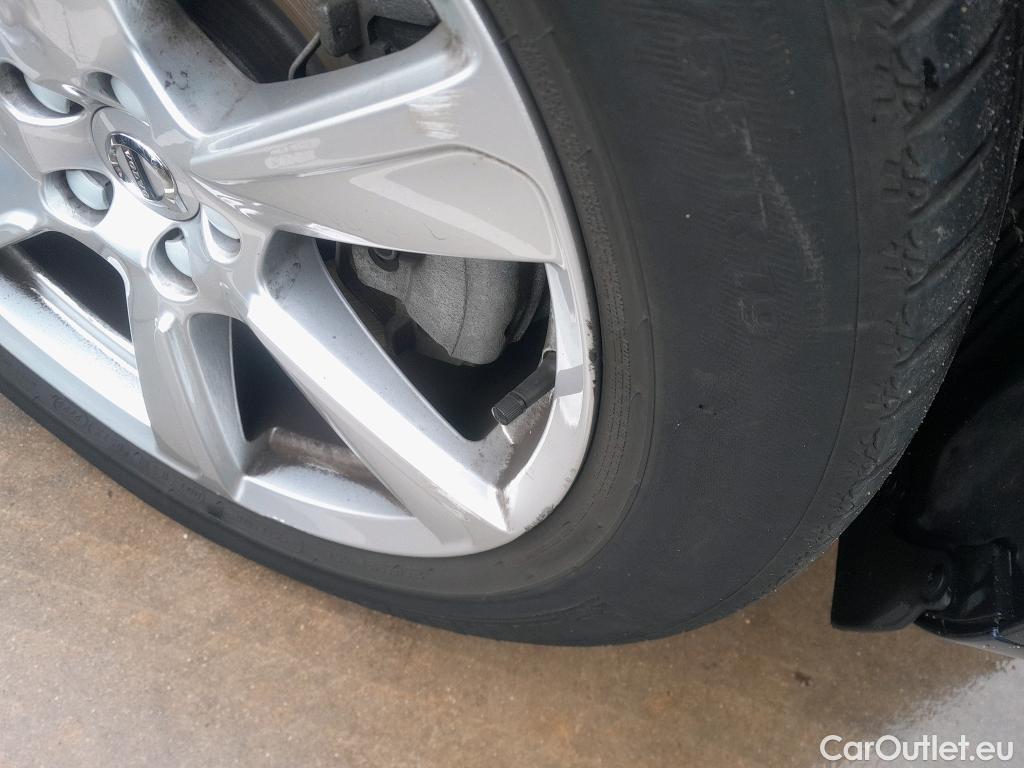  Volvo  XC90 VOLVO  / 2019 / 5P / todoterreno 2.0 B5 D AWD Momentum Pro Auto #6