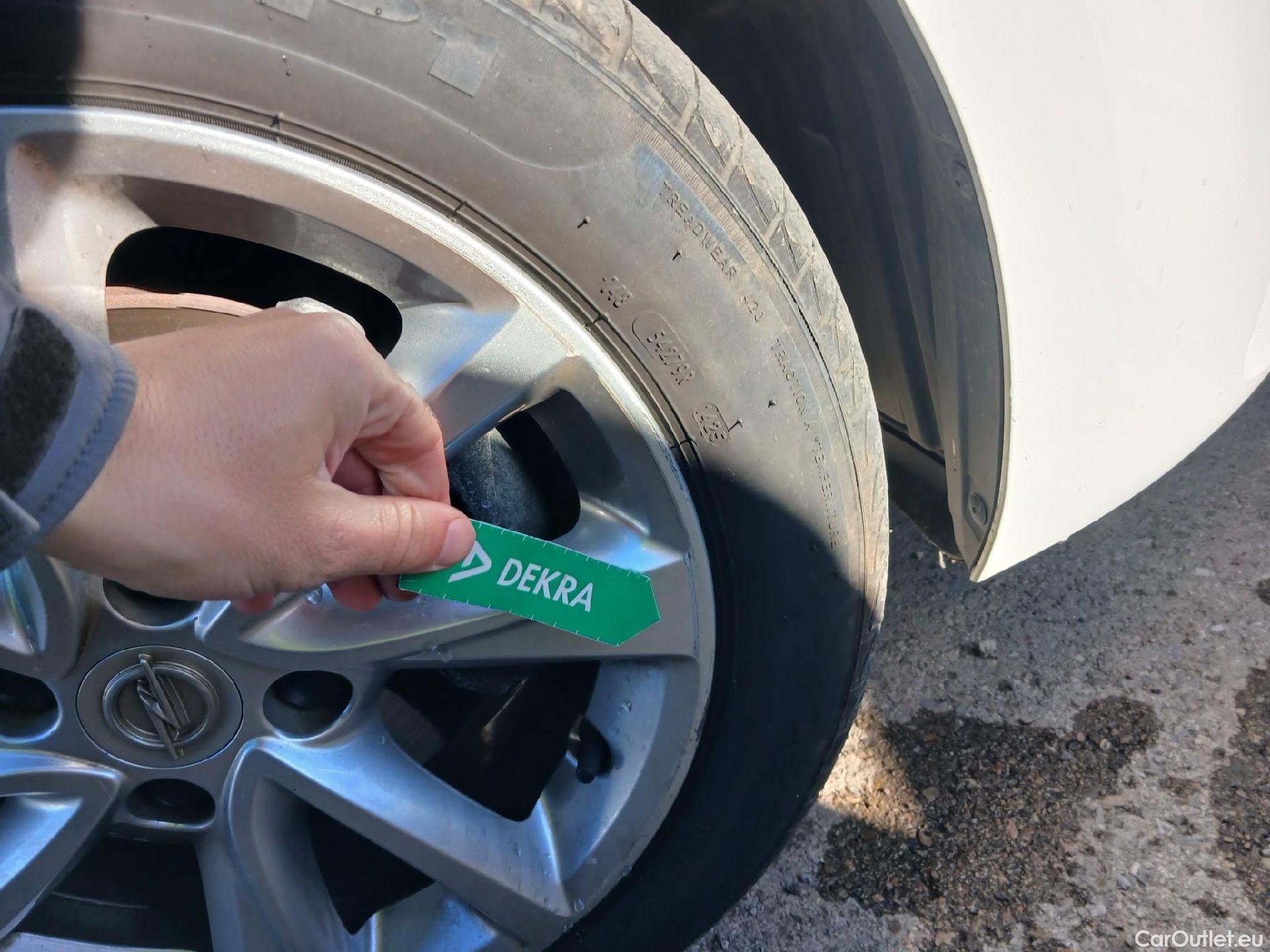  Opel  Corsa OPEL  1.2T XHL 74kW (100CV) Elegance #12