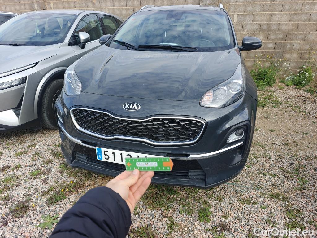  KIA  Sportage KIA  1.6MHEV Drive 100kW(136CV) 4x2(Crist Tintados)(CX) #64