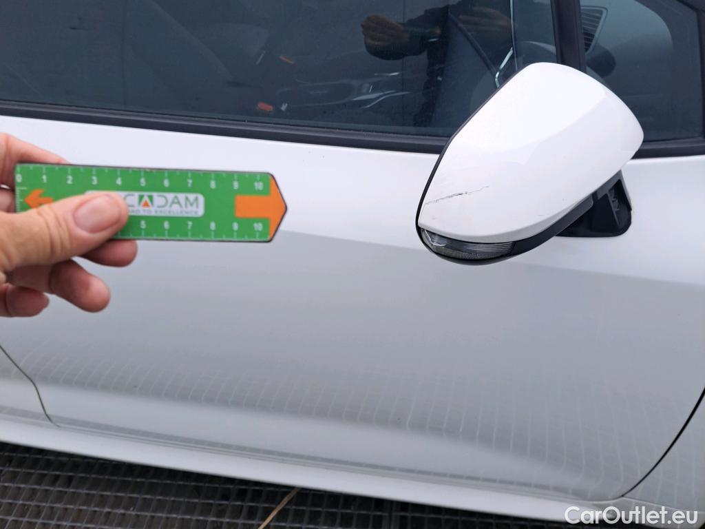  Toyota  Corolla TOYOTA  / 2019 / 5P / familiar 1.8 125H ACTIVE TECH E-CVT TOU SPORT #43