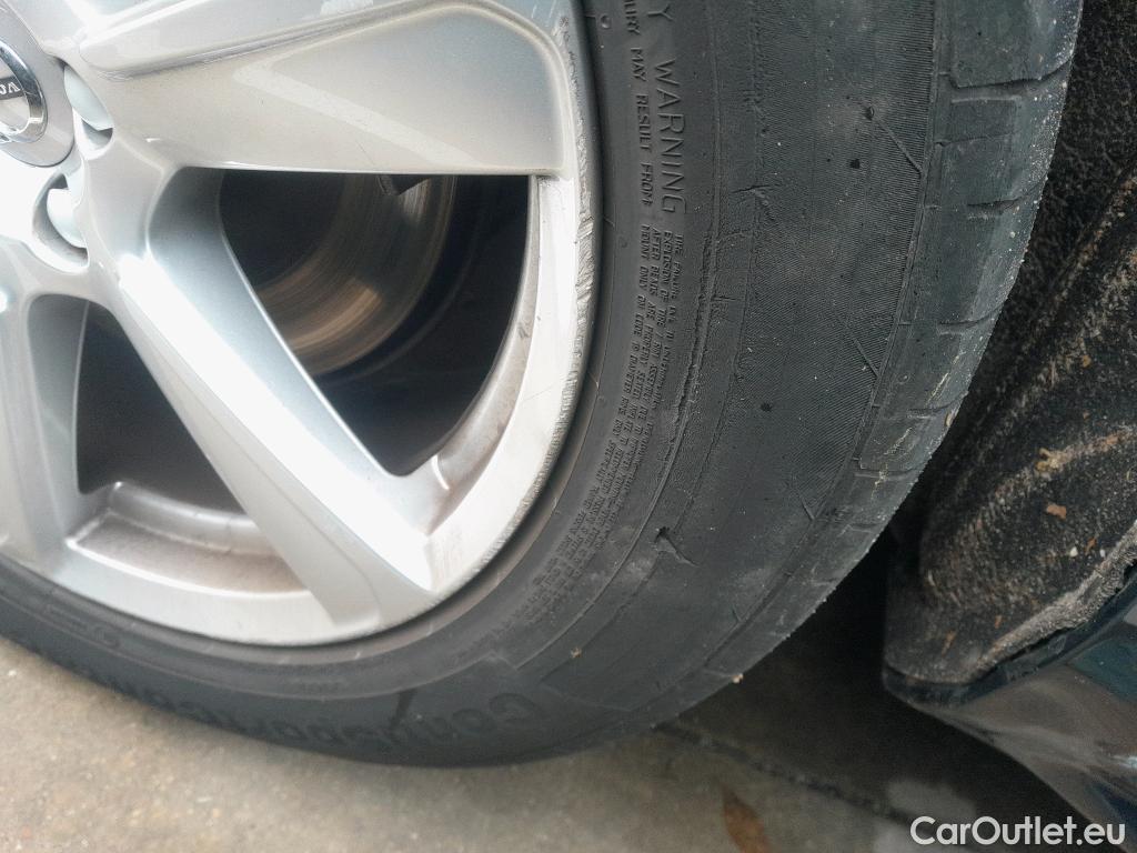  Volvo  XC90 VOLVO  / 2019 / 5P / todoterreno 2.0 B5 D AWD Momentum Pro Auto #9