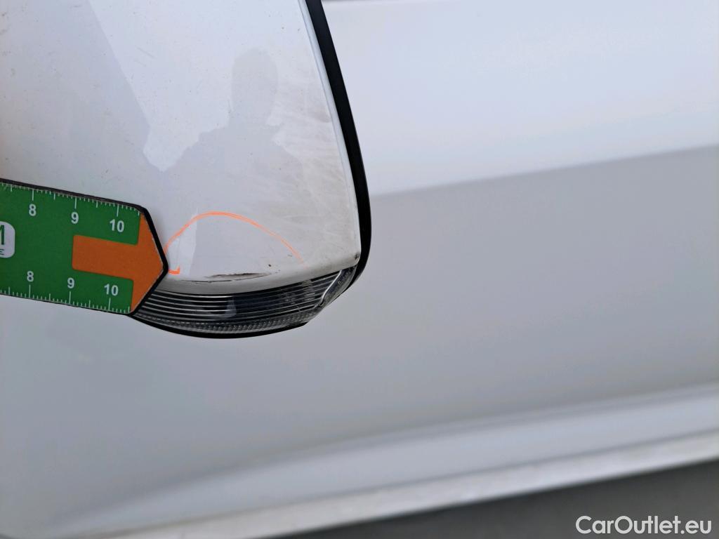  Toyota  Corolla TOYOTA  / 2019 / 5P / familiar 1.8 125H ACTIVE TECH E-CVT TOU SPORT #40