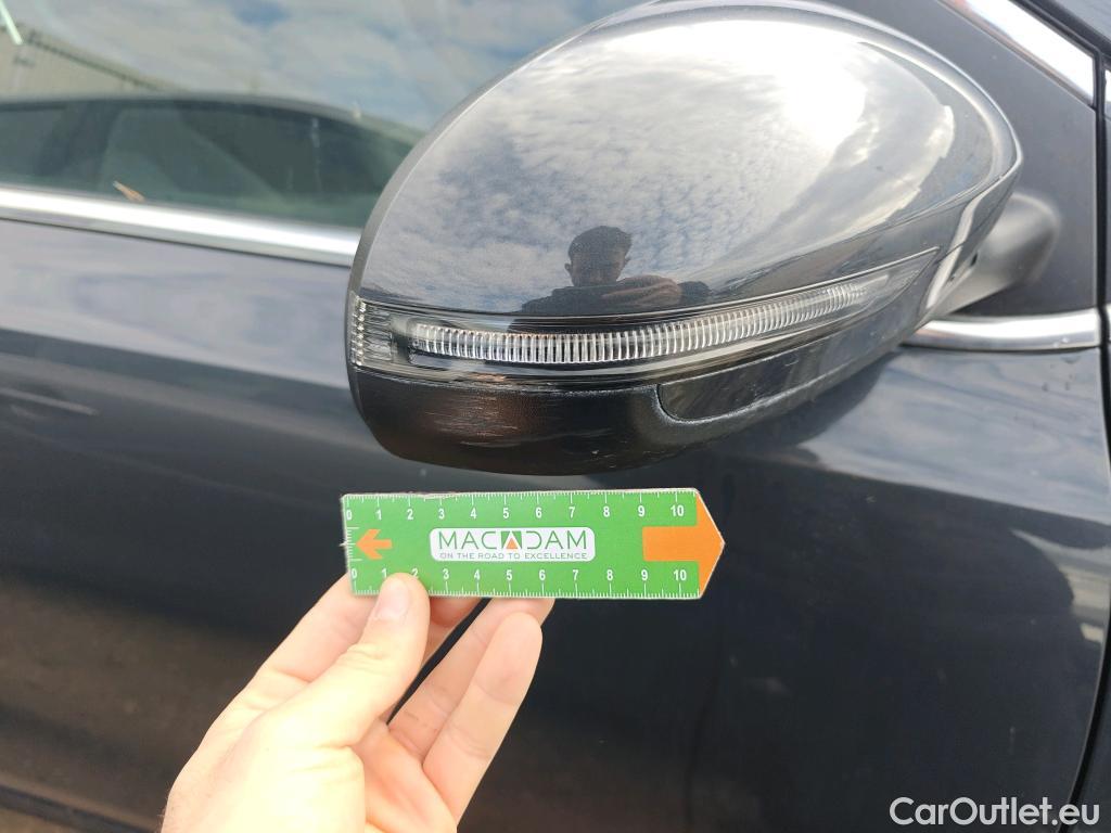  KIA  Sportage KIA  1.6MHEV Drive 100kW(136CV) 4x2(Crist Tintados)(CX) #42