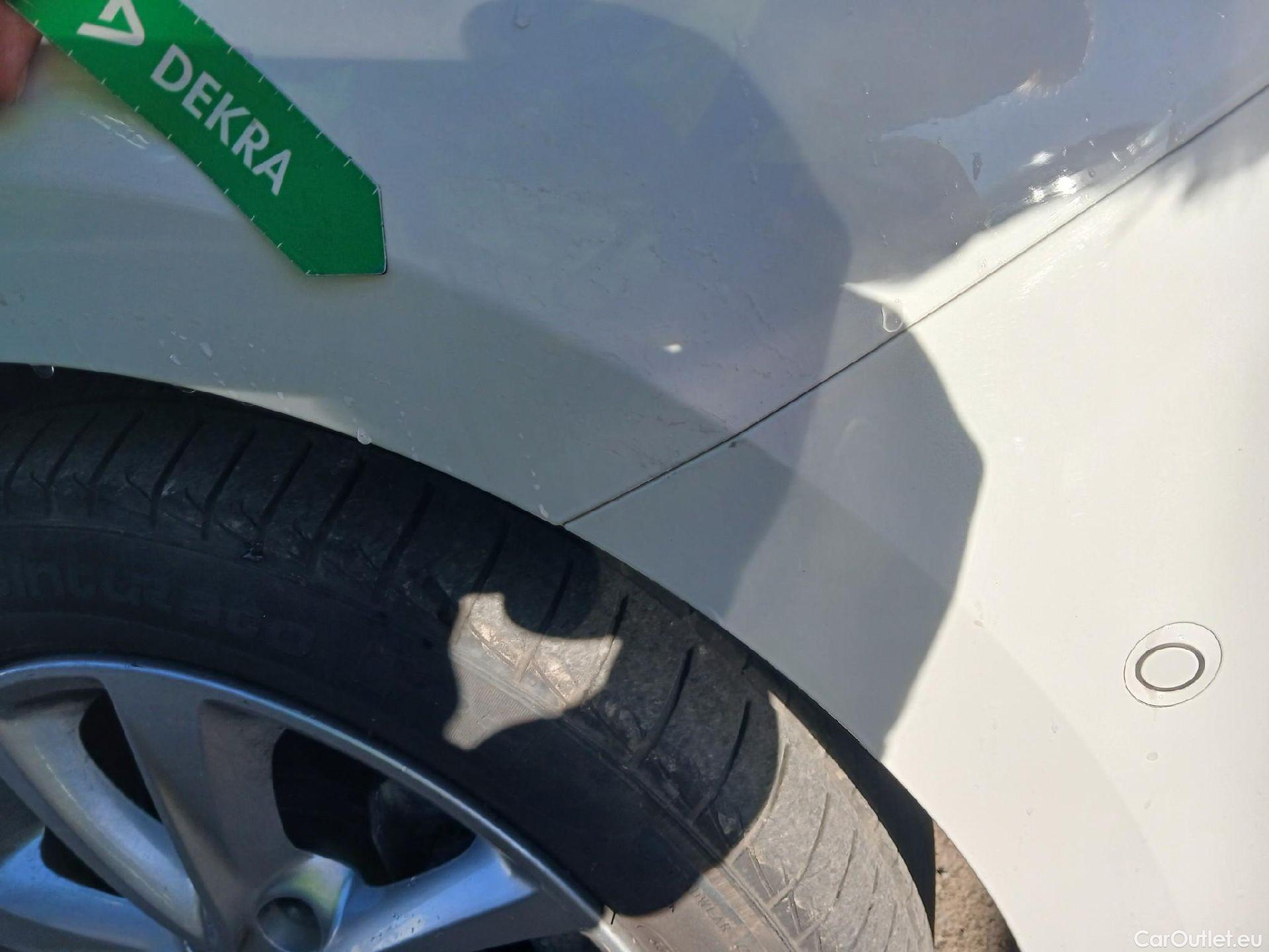  Opel  Corsa OPEL  1.2T XHL 74kW (100CV) Elegance #14