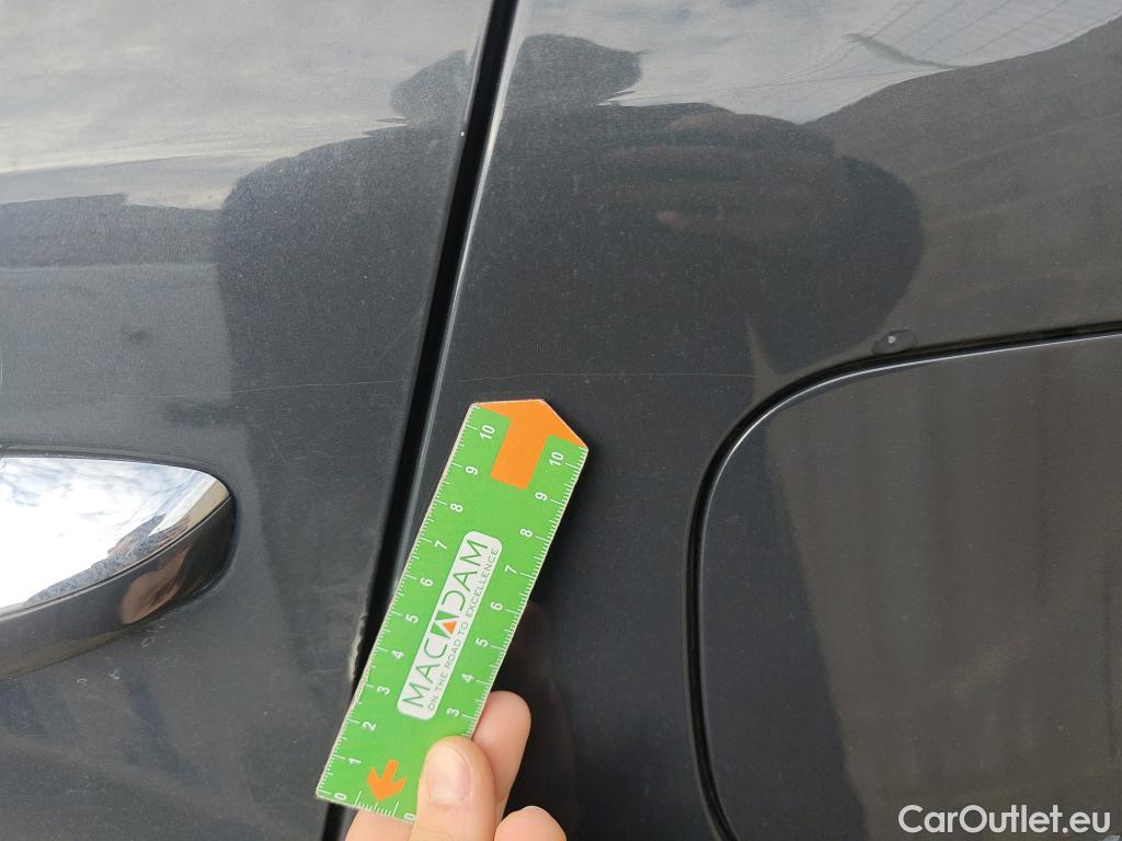  KIA  Sportage KIA  1.6MHEV Drive 100kW(136CV) 4x2(Crist Tintados)(CX) #59