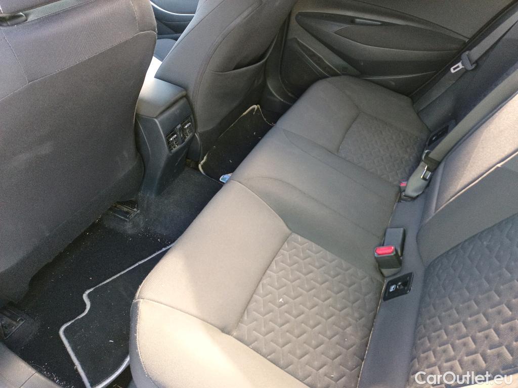  Toyota  Corolla TOYOTA  / 2019 / 5P / familiar 1.8 125H ACTIVE TECH E-CVT TOU SPORT #5