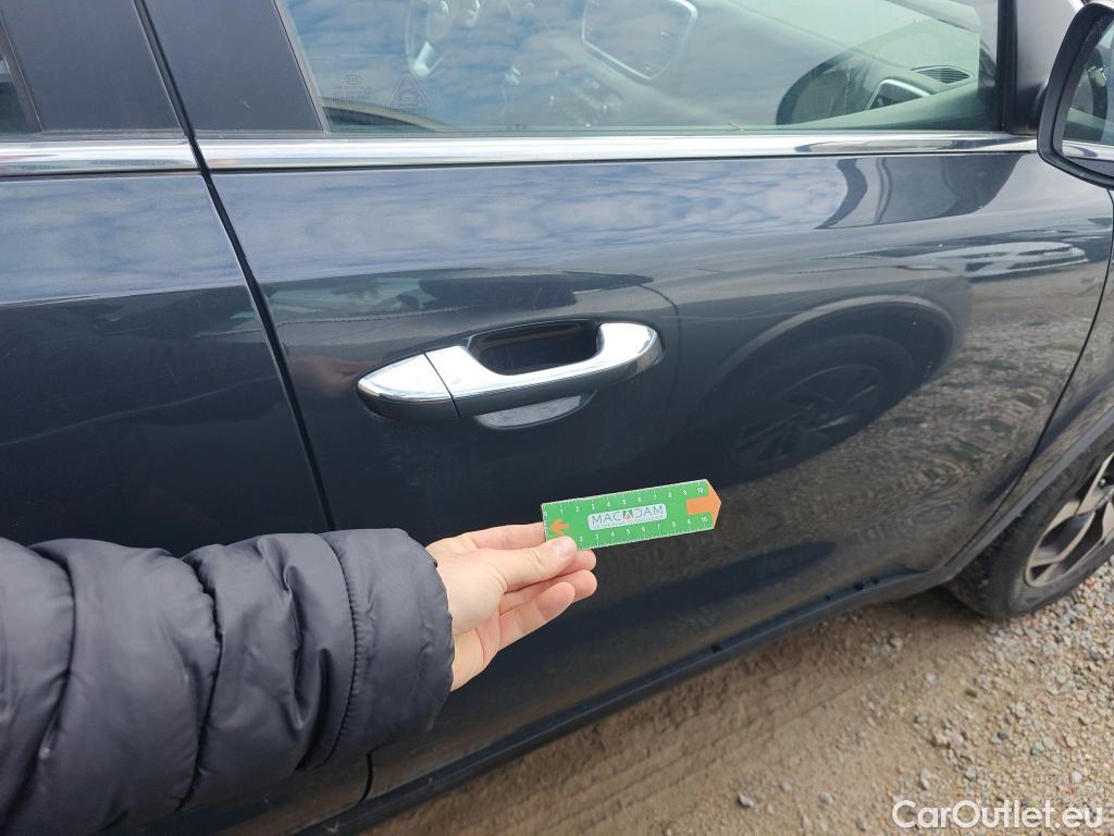  KIA  Sportage KIA  1.6MHEV Drive 100kW(136CV) 4x2(Crist Tintados)(CX) #19