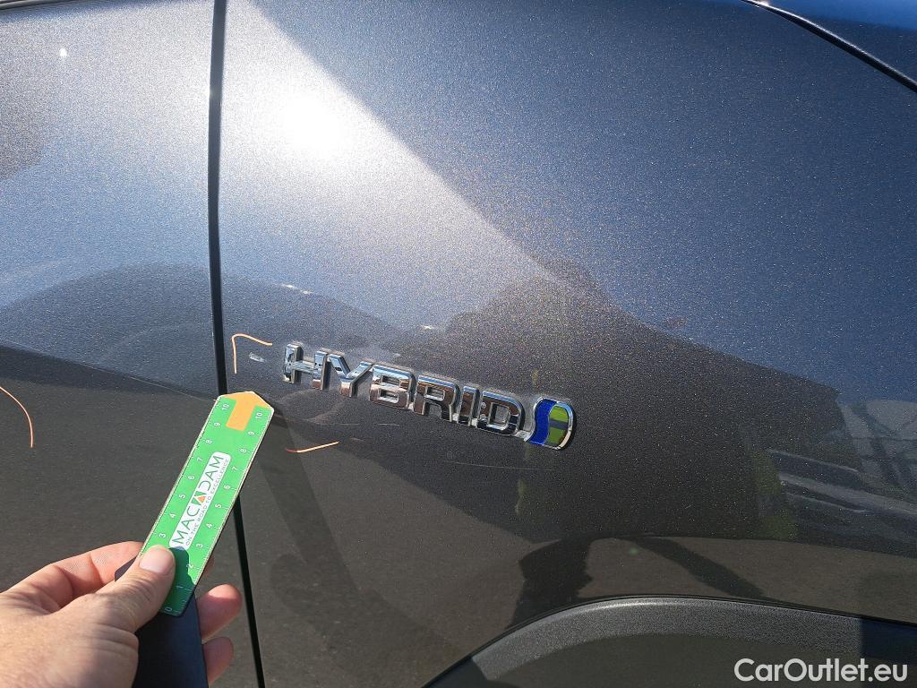  Toyota  RAV4 TOYOTA  / 2018 / 5P / todoterreno 2.5l 220H Advance #16