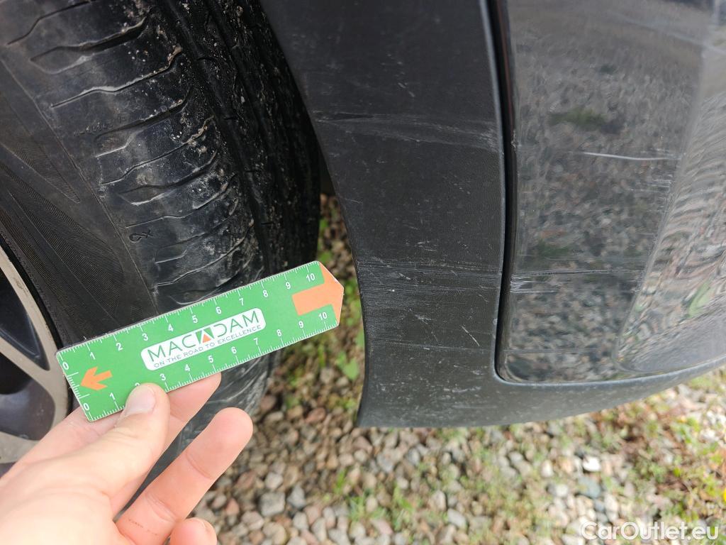  KIA  Sportage KIA  1.6MHEV Drive 100kW(136CV) 4x2(Crist Tintados)(CX) #45