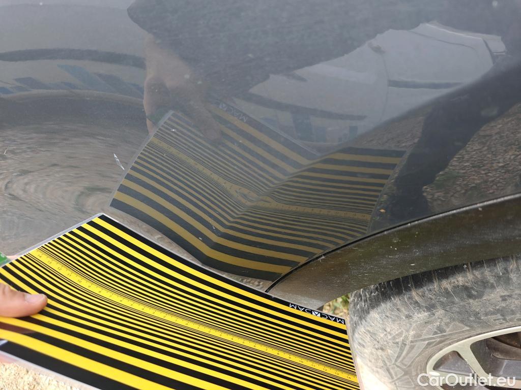  KIA  Sportage KIA  1.6MHEV Drive 100kW(136CV) 4x2(Crist Tintados)(CX) #17