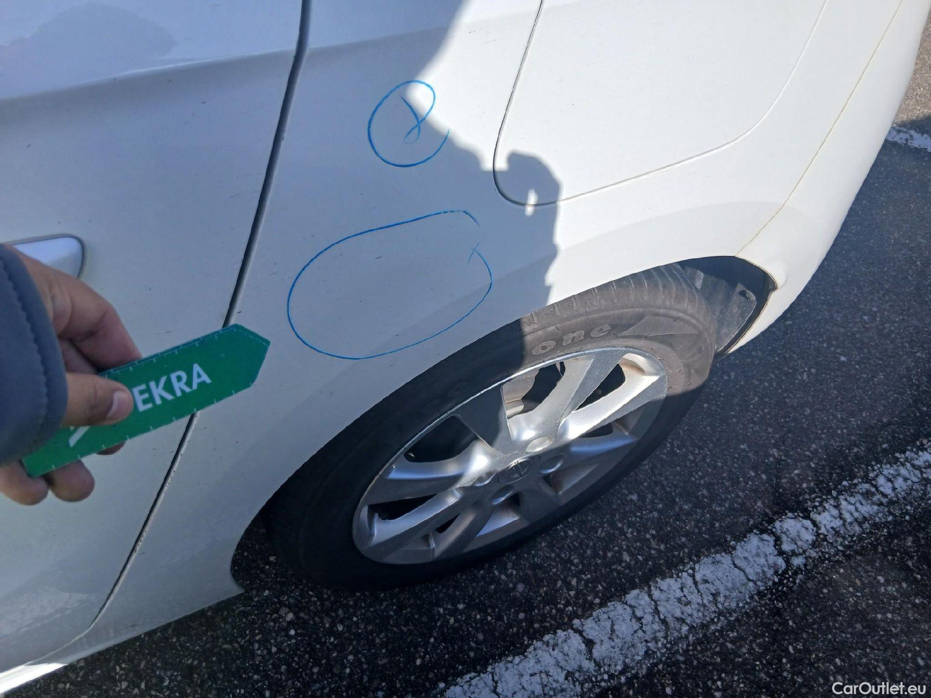  Opel  Corsa OPEL  / 2019 / 5P / berlina con portón 1.2 XEL 55kW (75CV) Edition #19