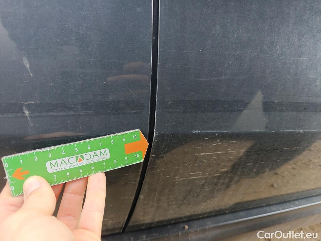  KIA  Sportage KIA  1.6MHEV Drive 100kW(136CV) 4x2(Crist Tintados)(CX) #20